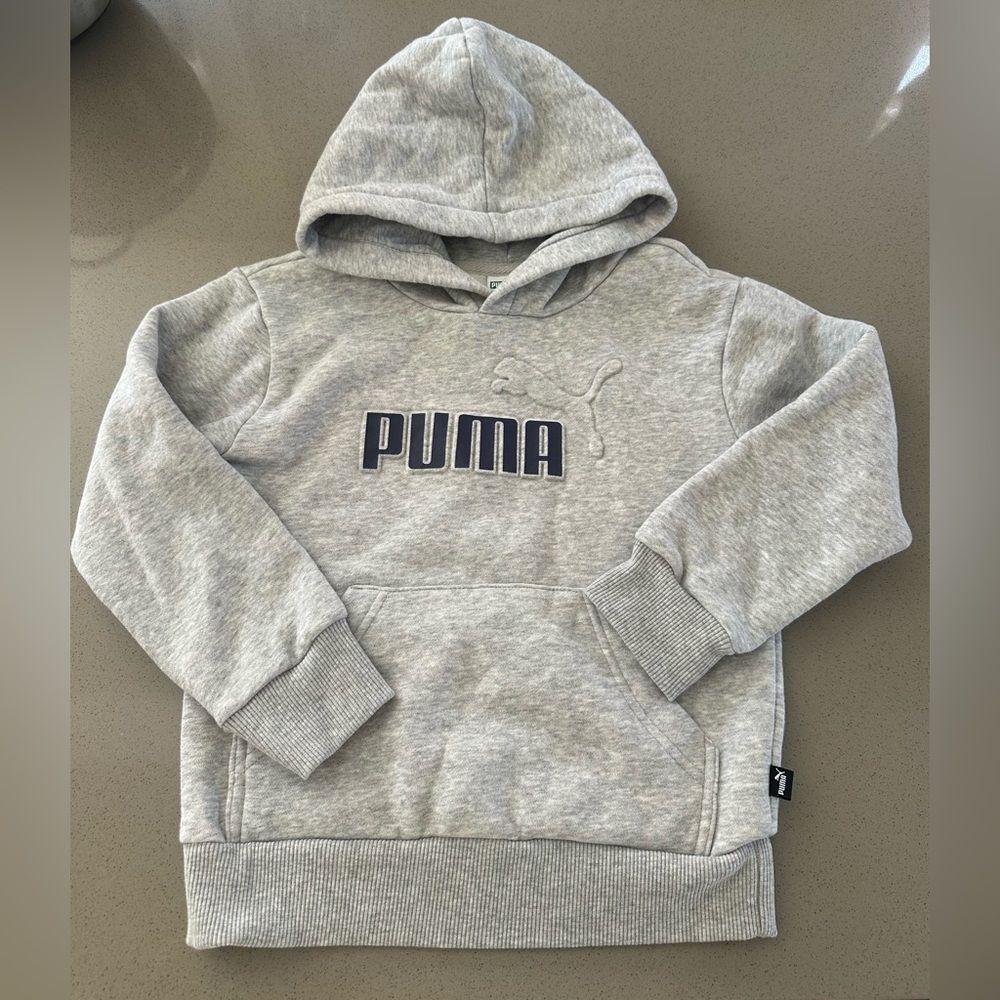 PUMA Kids' Logo Fleece Hoodie Light Grey Size XS (5/6) Brand New!